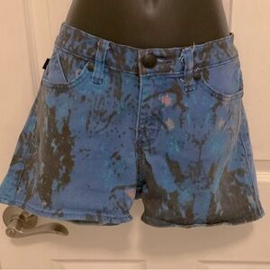 Rock & Republic Women’s/Junior Lolita  Paint Splash Shorts  Size 6